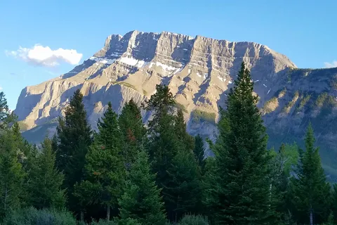 Tunnel Mountain Trailer Court - Banff National Park