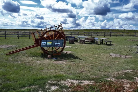 Frenchman Valley - Grasslands National Park