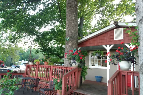 Paradise Lake Family Campground
