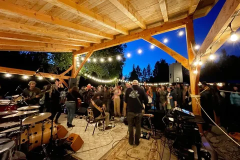Coldwater Lodge and Market