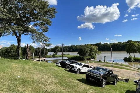 Montgomery Marina RV Resort