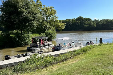 Montgomery Marina RV Resort