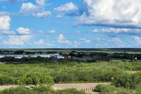 Lake Casa Blanca International State Park