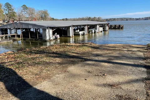 Mid Lake Campground
