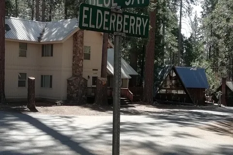 Ponderosa Trailer Park