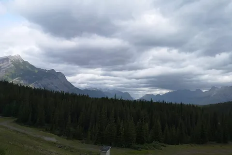 Interlakes - Peter Lougheed Provincial Park