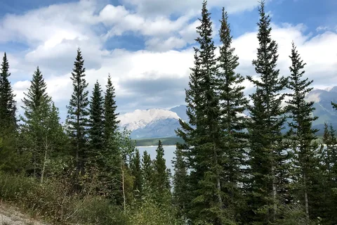 Interlakes - Peter Lougheed Provincial Park