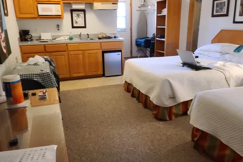 Valley Creek Motel and RV Park