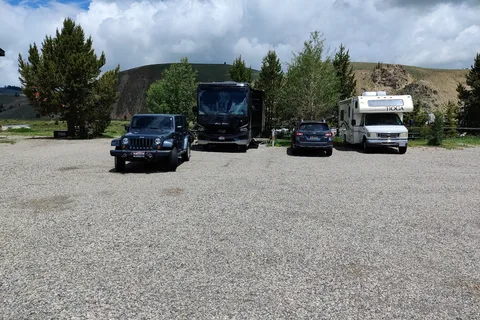 Valley Creek Motel and RV Park