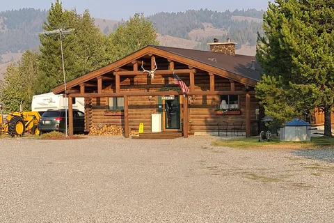 Valley Creek Motel and RV Park