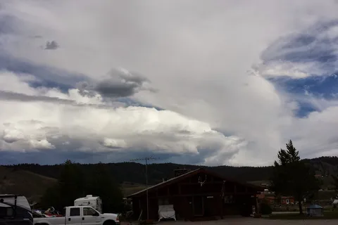 Valley Creek Motel and RV Park