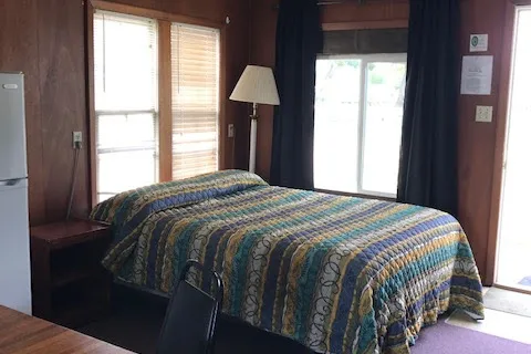 Poppys Pointe Family Resort