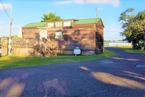 Woody Acres Mobile Home and RV Resort