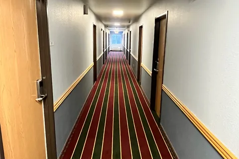 Garnett Inn Suites and RV Park