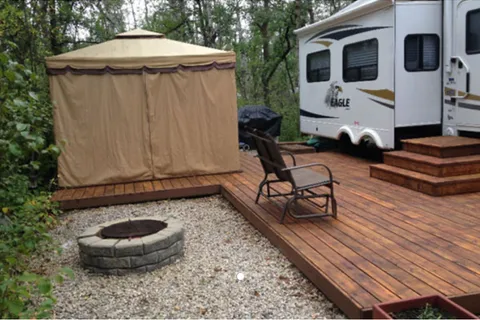 Debonair Campground