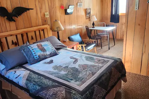 Sunshine Motel Cabins Campground