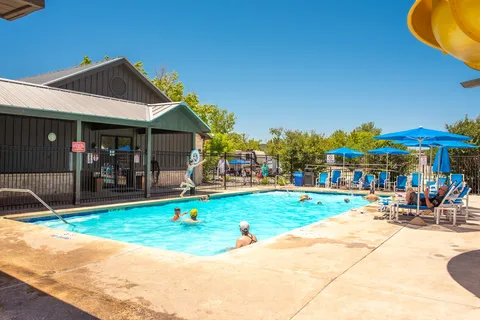 Yogi Bear's Jellystone Park™ Camp-Resort: Guadalupe River