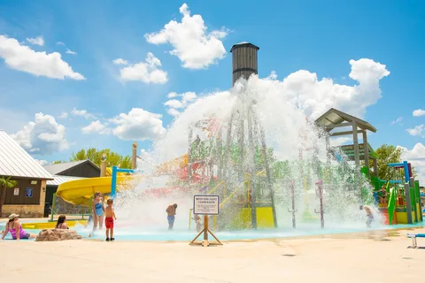 Yogi Bear's Jellystone Park™ Camp-Resort: Guadalupe River