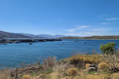 Roosevelt Lake Marina RV Park