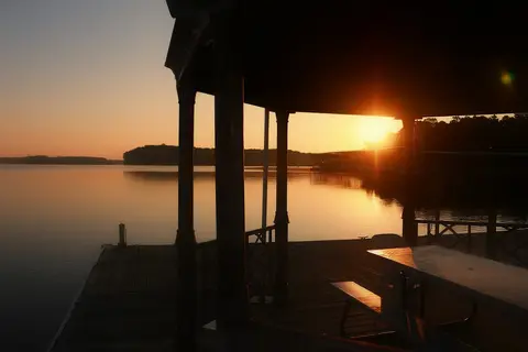 Birdsong Resort and Marina Lakeside RV and Tent Campground