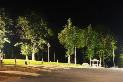 Birdsong Resort and Marina Lakeside RV and Tent Campground