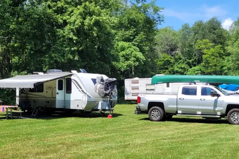 White Thorn Lodge Family Nudist Campground
