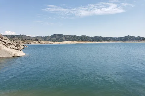 Meadows - Valley Oak - Millerton Lake State Recreation Area