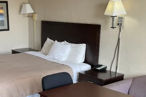 Ambassador Inn and RV Park