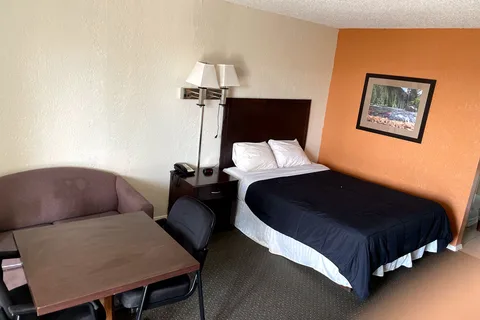 Ambassador Inn and RV Park