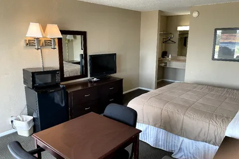 Ambassador Inn and RV Park