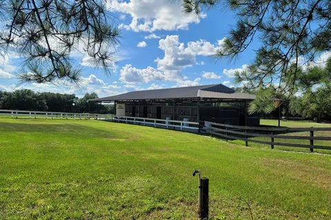 The Grand Oaks RV Resort