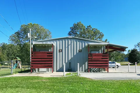 Quilly's Magnolia RV Park