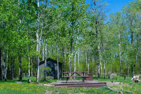 Half Moon Lake Resort And Dude Ranch