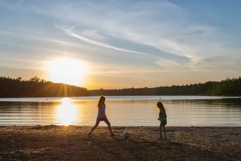 Half Moon Lake Resort And Dude Ranch