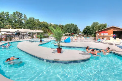 Sun Outdoors Pigeon Forge