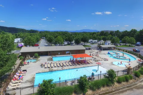 Sun Outdoors Pigeon Forge