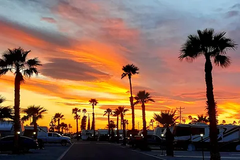 Desert Holiday RV Resort