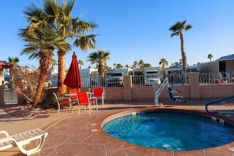 Desert Holiday RV Resort