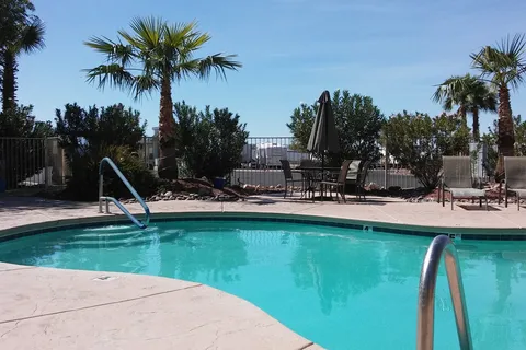 Campbell Cove RV Resort