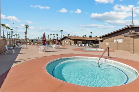 Rock Shadows RV Resort