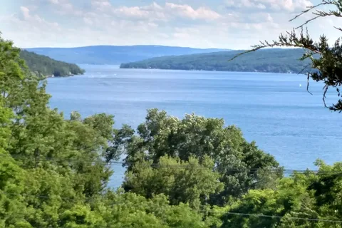 Keuka Lake State Park