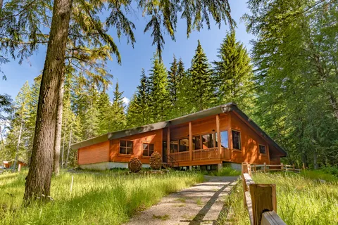 Backcountry Camping - Mount Revelstoke National Park