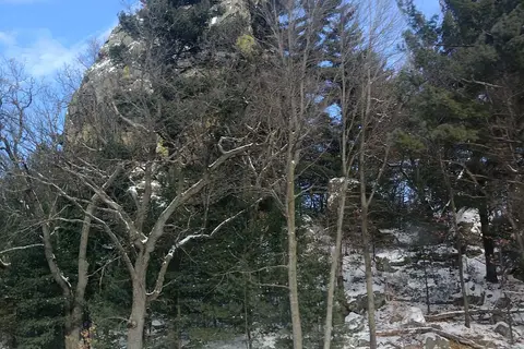 Mill Bluff State Park