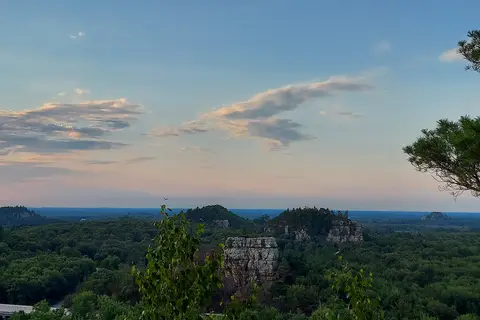 Mill Bluff State Park