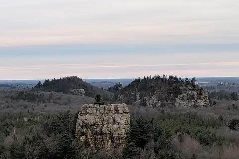 Mill Bluff State Park