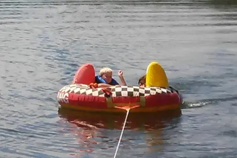 Bee Spring Lodge-Campground