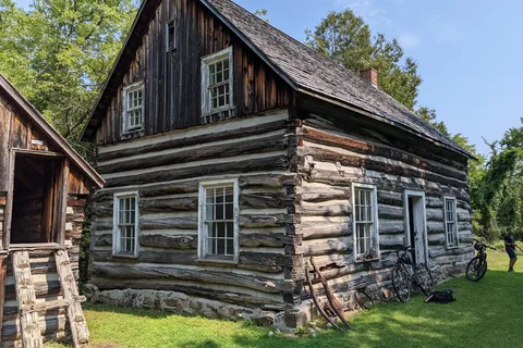 Murphys Point Provincial Park