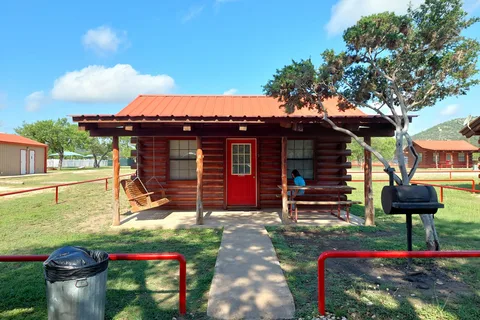 Nueces River RV and Cabin Resort
