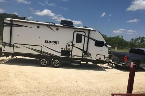 Nueces River RV and Cabin Resort