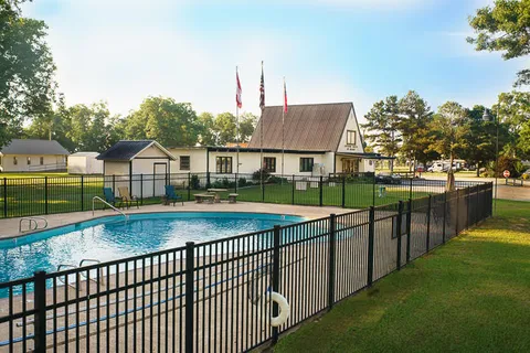Southern Trails RV Resort